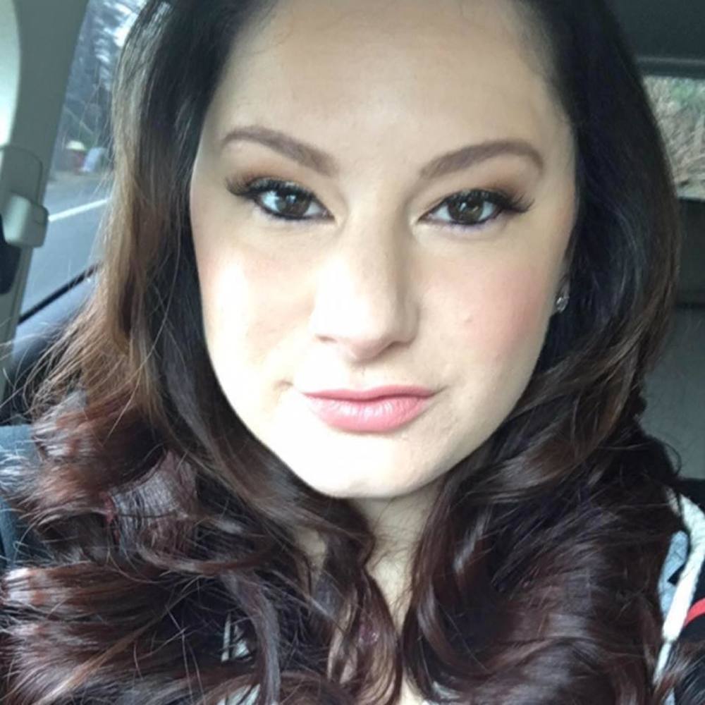 Meet your Posher, Traci